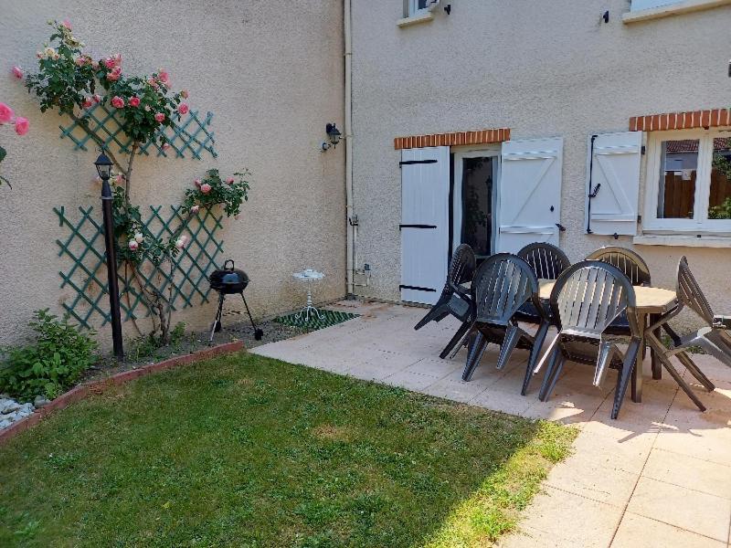 Une Parenthese Enchantee Saint-Sebastien-sur-Loire Exterior photo